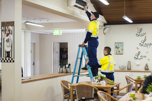 AC010 HVAC Air Con Cleaning